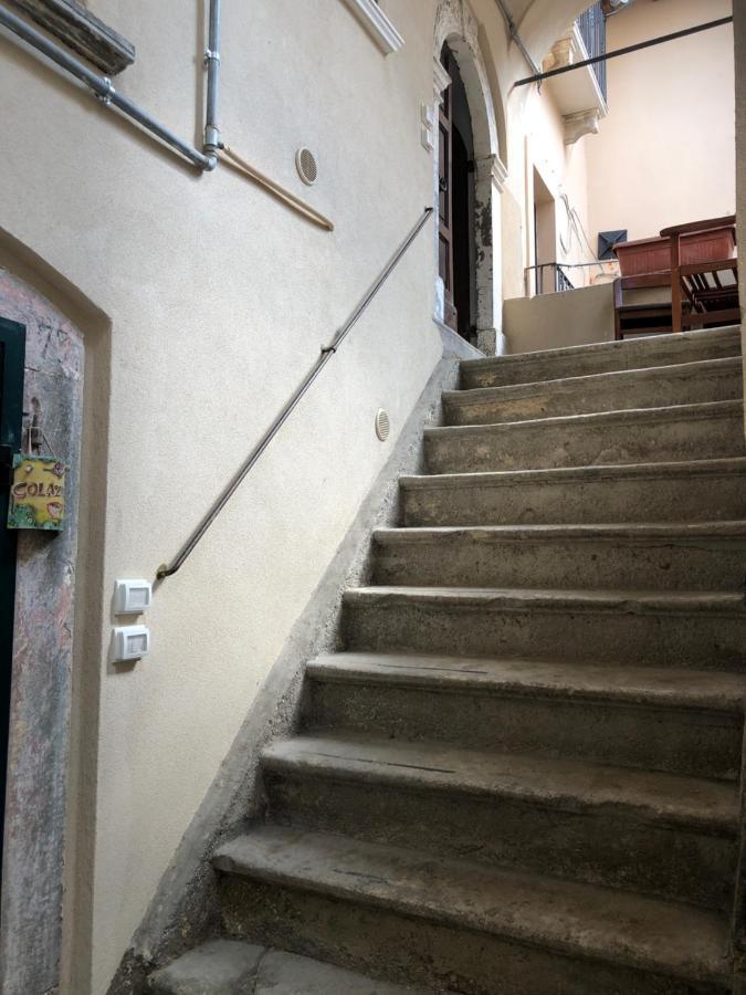 Il Minotauro B&B A 5 Minuti Da Popoli Vittorito Екстериор снимка