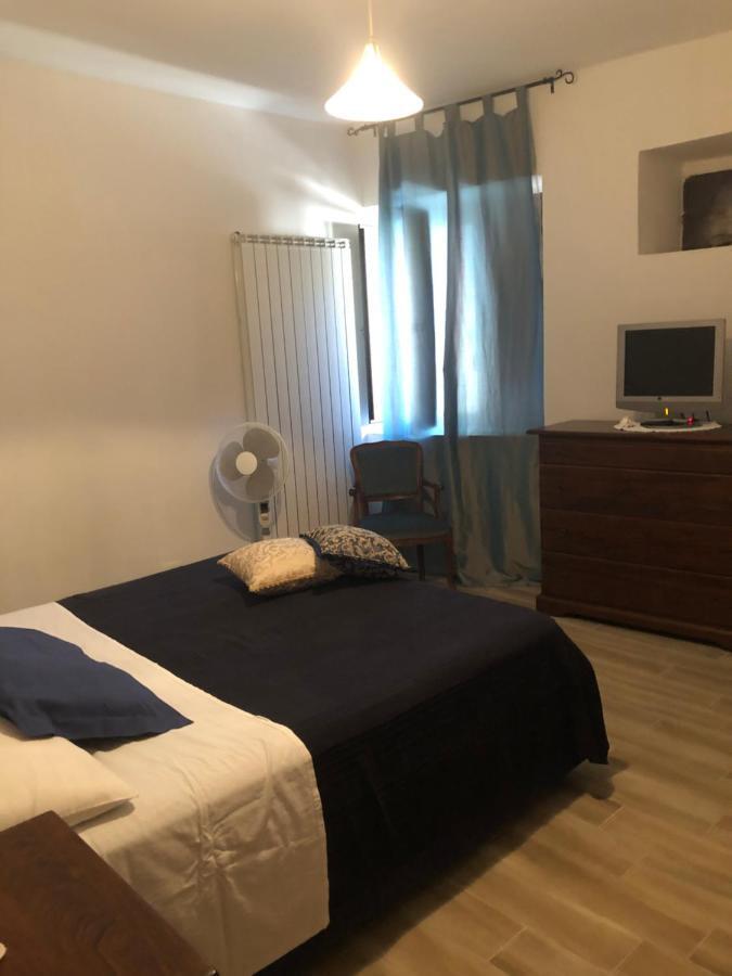 Il Minotauro B&B A 5 Minuti Da Popoli Vittorito Екстериор снимка
